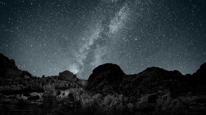 k8s里面kubectl get pod -d wide命令作用是什么？